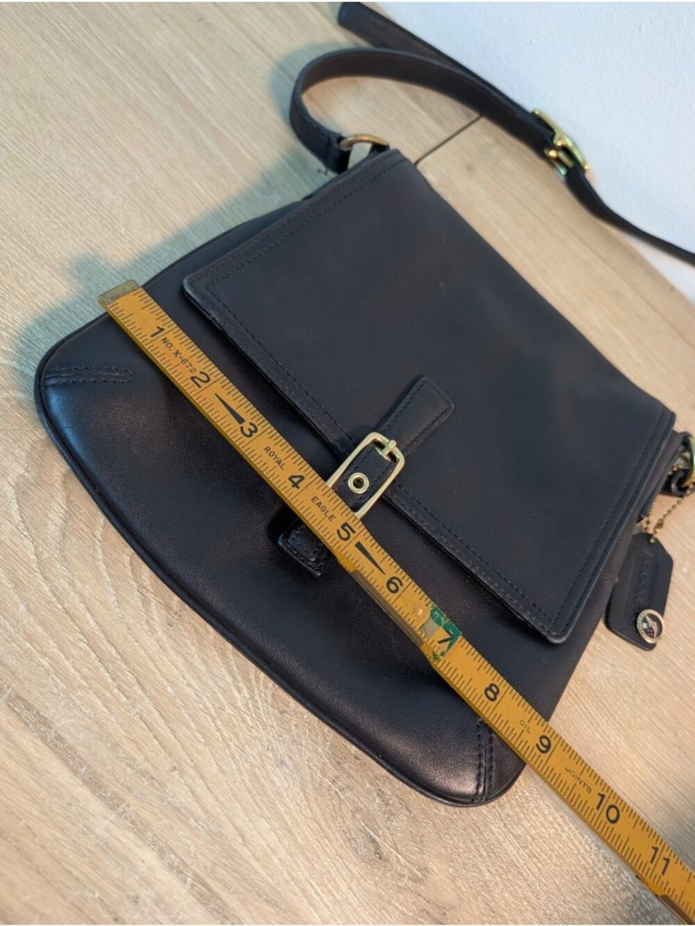 Vintage COACH Y2K Black Soft Leather M33-9592 Crossbody Strap Handbag - Picture 8 of 9